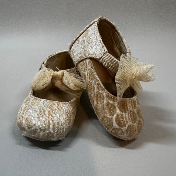 Kate Spade // Gold Infant Shoes, Size 3-6M - Picture 2 of 10